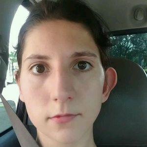 Meet your Posher, Milica